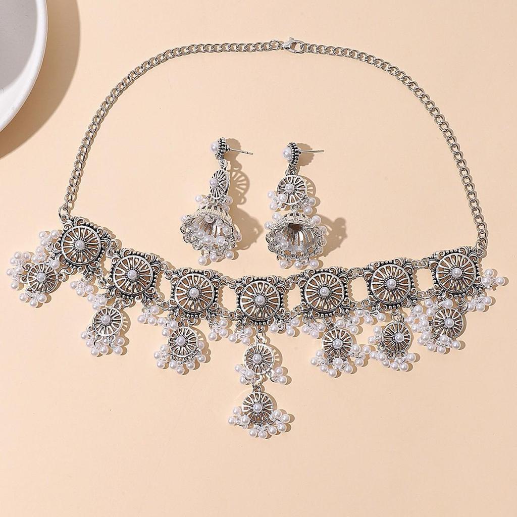 European Retro Tassel Necklace and Earring Set for Women