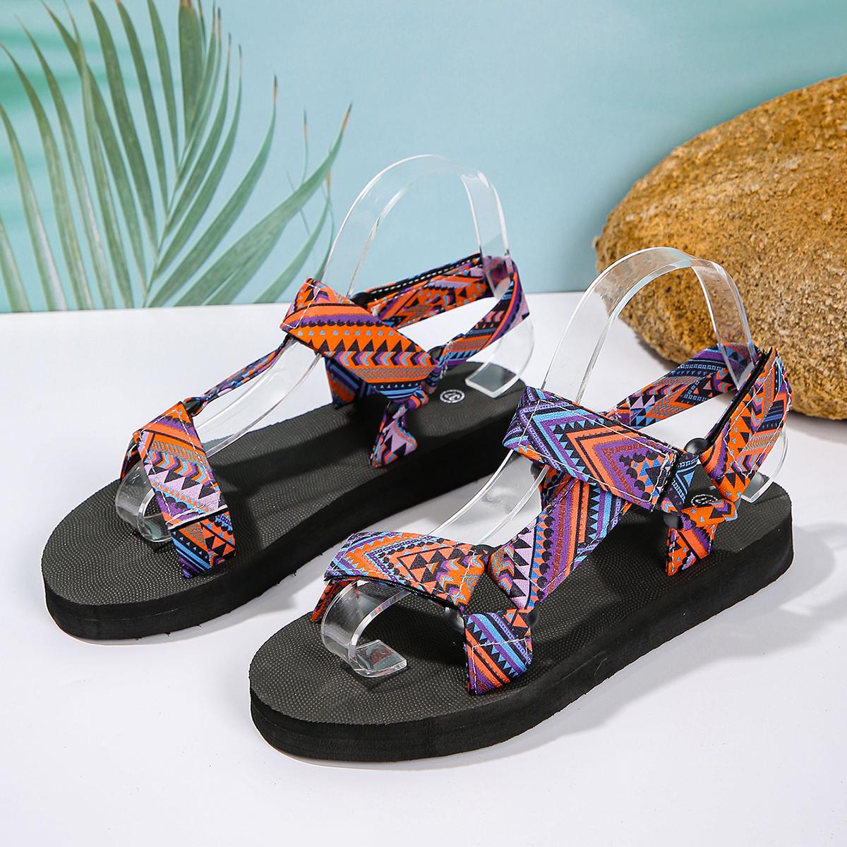 Летние женские сандалии на плоской подошве 2024 года — фото 6