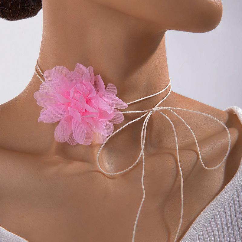 Collana di perle, collana in pizzo a farfalla bianca, catena per clavicola con fiore geometrico in tessuto