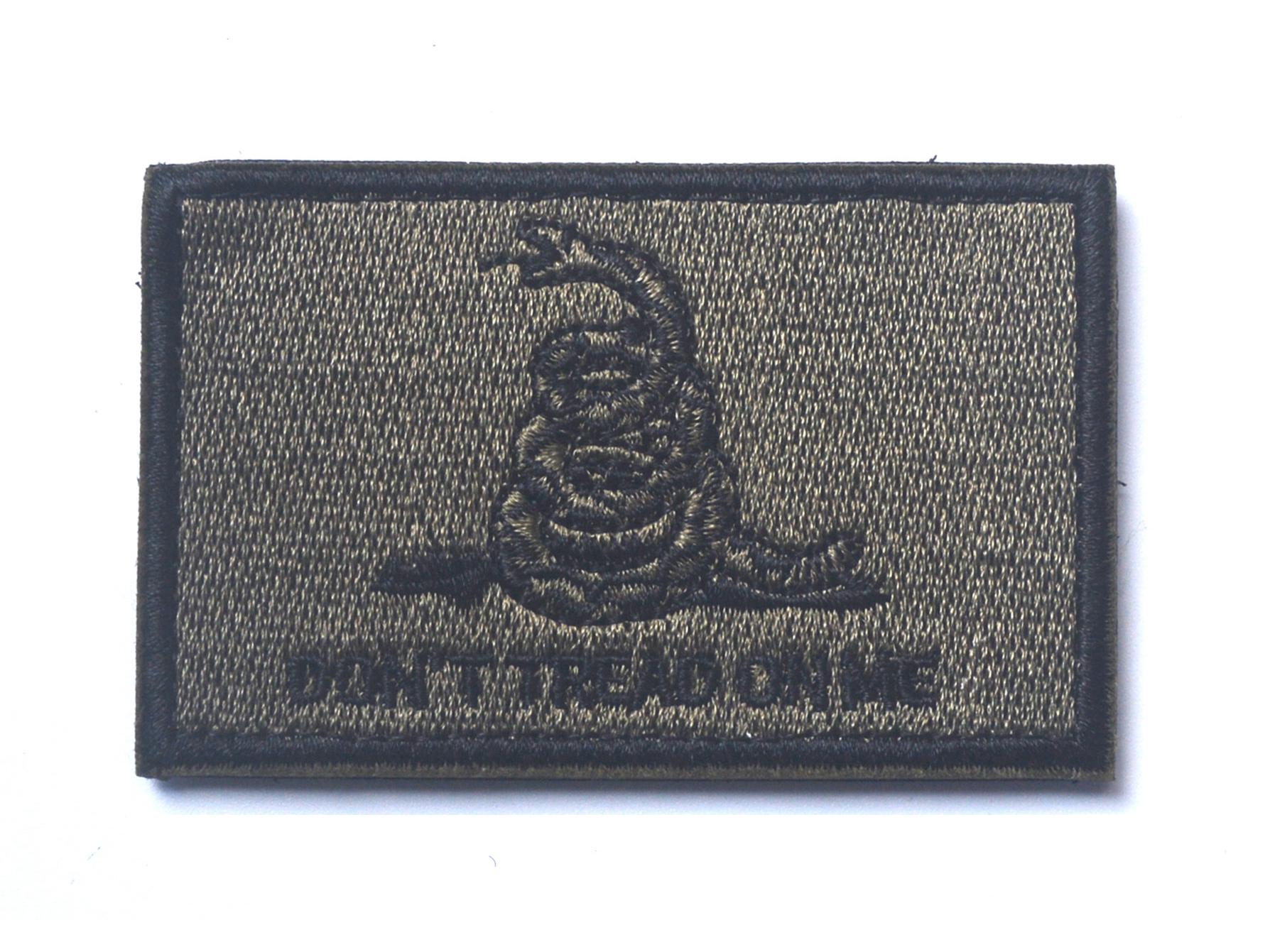 

Патч «Не наступай на меня» и «Не наступай на змею»