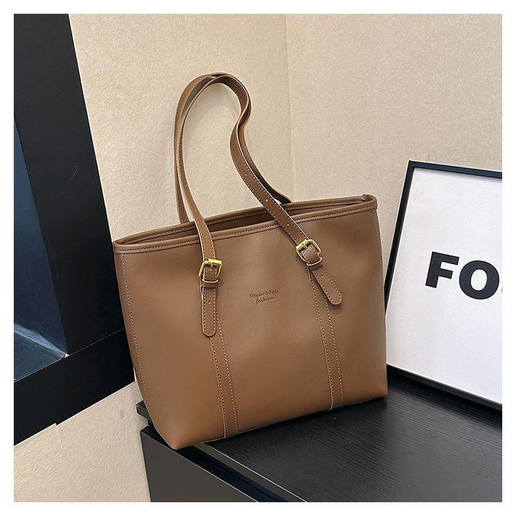 Contrasting color retro large-capacity bag women's autumn and winter new trendy tote bag student leisure commuter bag