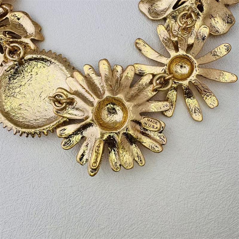 Collier de Luxe Oscar Style Vintage Émail