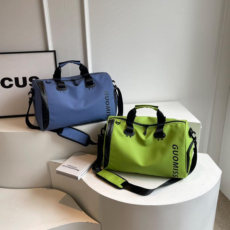 New large-capacity travel bag women's short-distance storage duffel bag men's dry and wet separation sports portable shoulder fitness bag