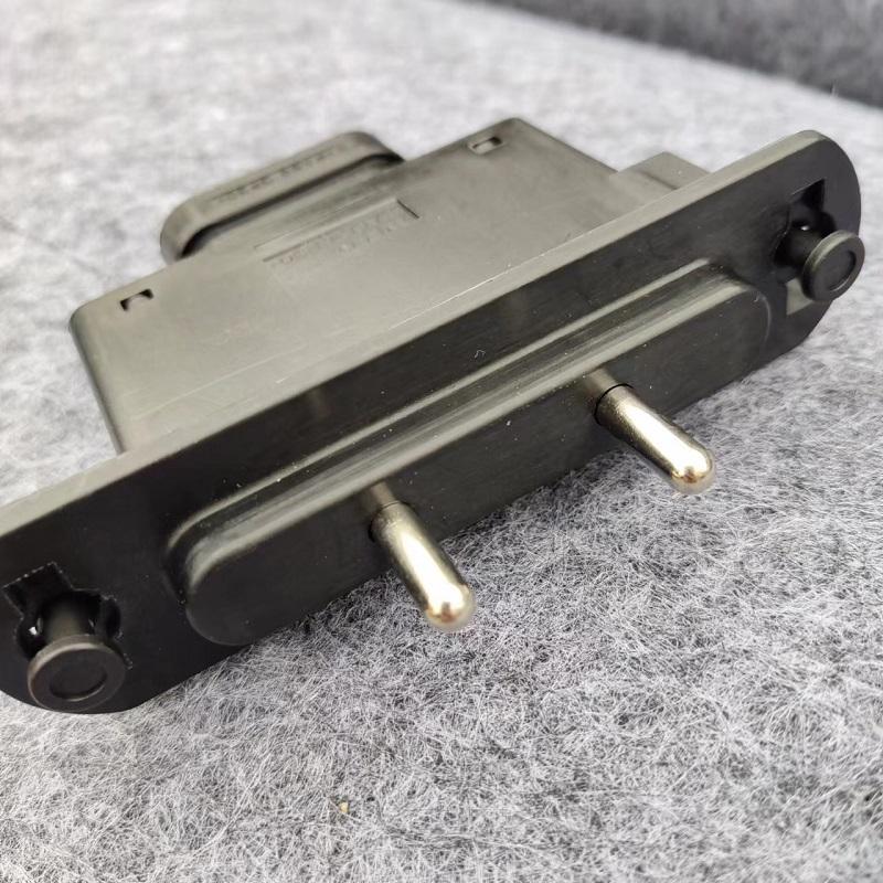 For Iveco Door Light Switch Ousheng Central Control Door Positive Negative Contact Switch