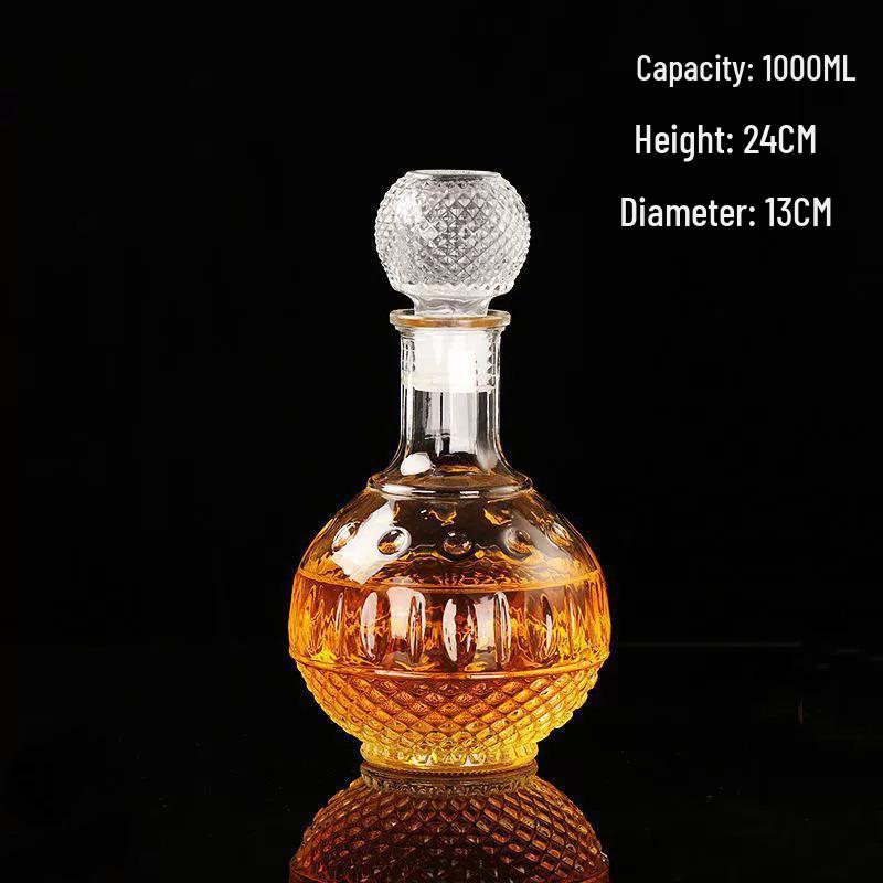 European Crystal XO Glass Decanter: Transparent Whiskey and Wine Bottle
