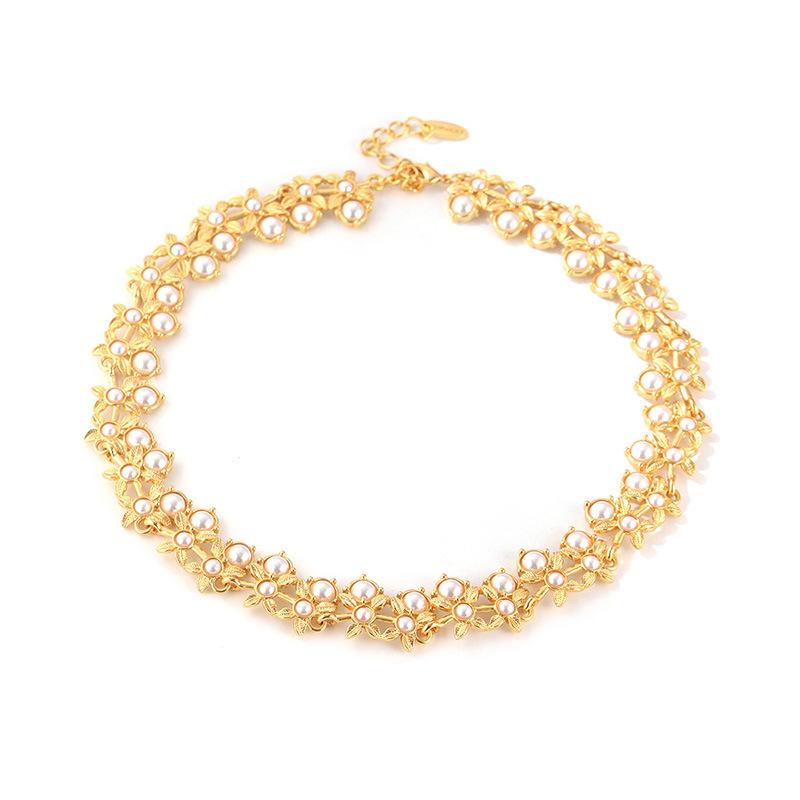 Vintage woven necklace court light luxury exquisite neck chain high sense ins wind gold niche design female collarbone chain