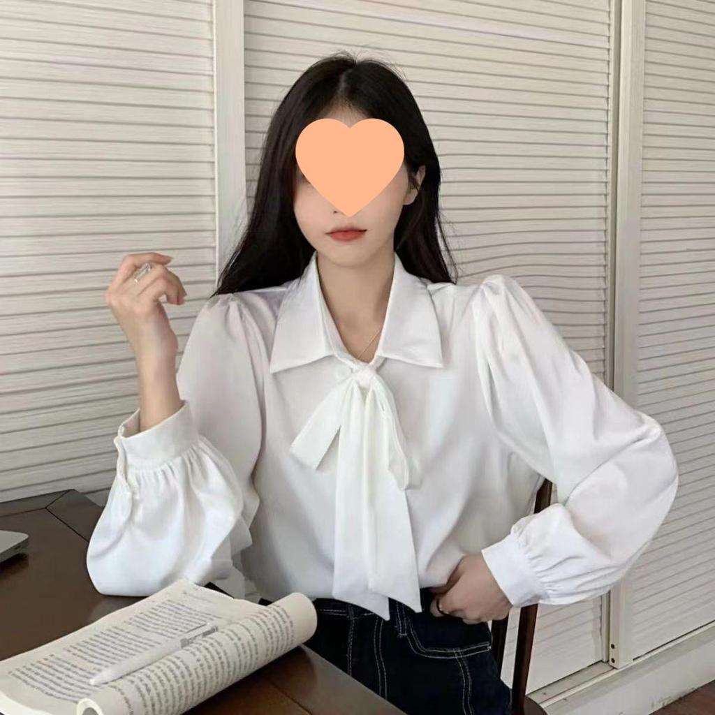 Elegant White Long-Sleeve Bow Tie Shirt for Women: French Loose Design, Suitable for Spring and Autumn