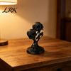 Decoración para el hogar
– Estatuillas