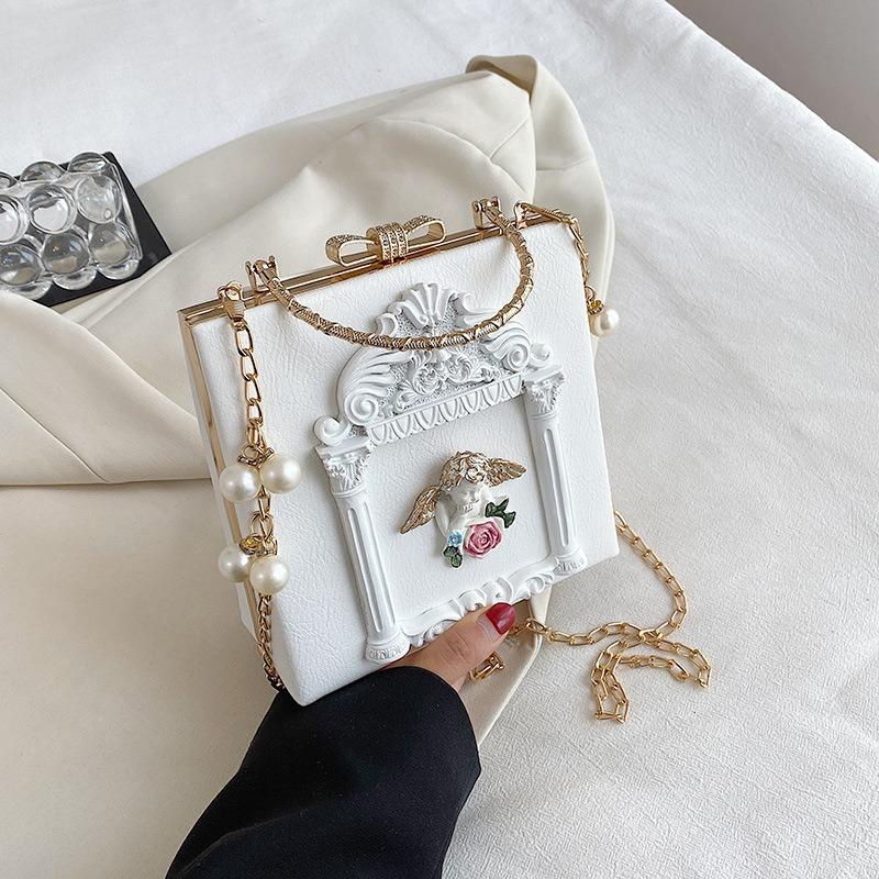 

1pcs Vintage Relief Angel Handbag Outdoor Casual Fashion Shoulder Crossbody Bag Stylish Retro Single-Shoulder Crossbody Bag білий