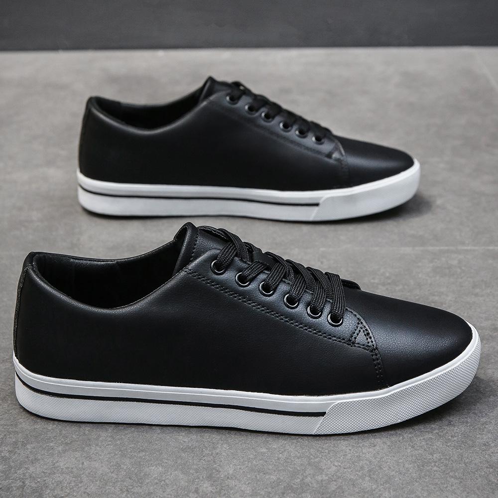 Men Casual PU Leather Flat Designer Shoes High Quality Comfy Vulcanized Shoes Lightweight Outdoor Hiking And Running Sports Shoe