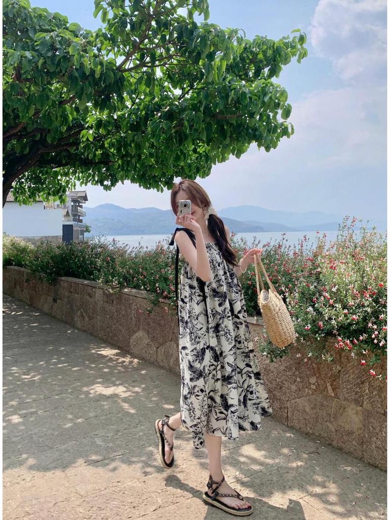 French Retro Ink Painting Slip Dress - Women's Summer 2025 High-End Beach Vacation Long Dress