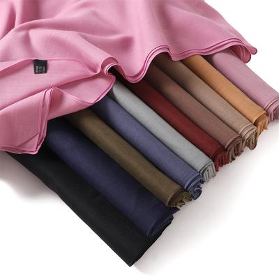 Accessoires – Écharpes et foulards