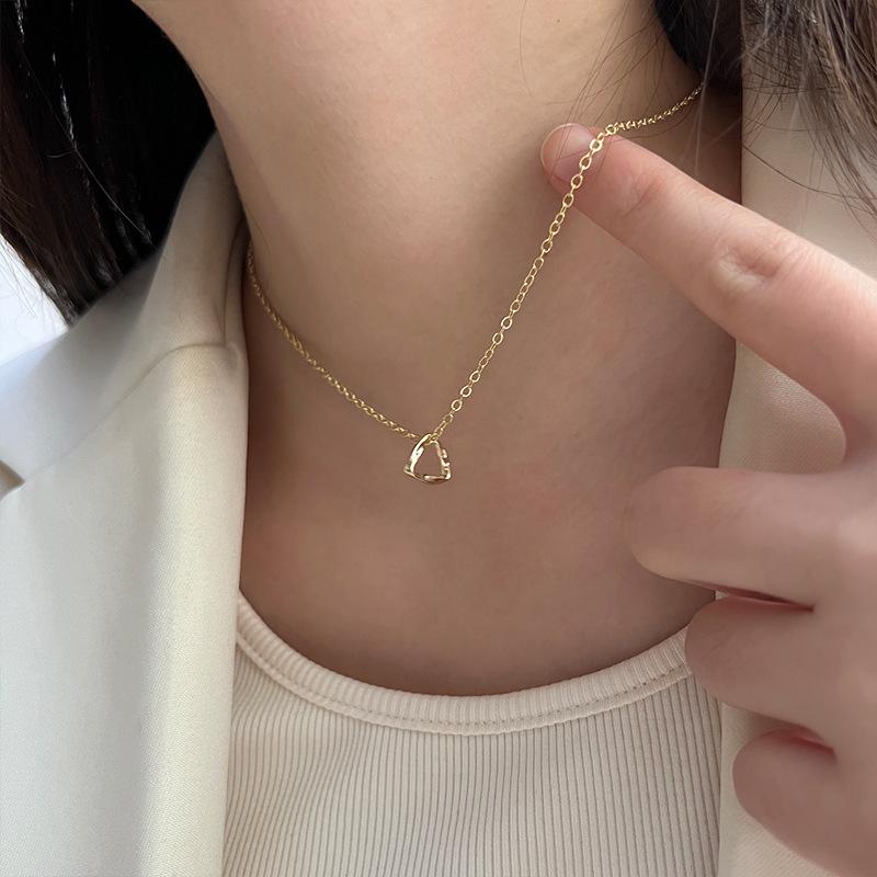 2023 Double-Layer Retro Pearl Necklace for Women - Luxury High-End Design Clavicle Chain