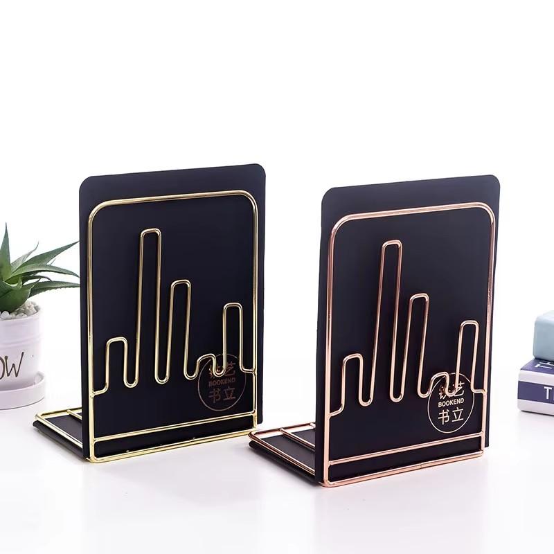 A Pair Iron Love Shaped Book Stand Study Accessories Book Storage Rack Holder Bookends For Office Home School Organizer Supplies
