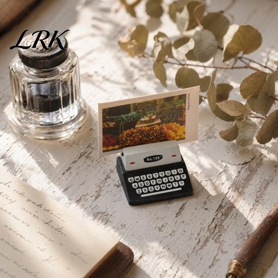 Office Note Organizer Retro Wooden Typewriter Memo Clip, Vintage Desk Place Card Holder, Water-based Paint Wood Holder Decorative Message Photo