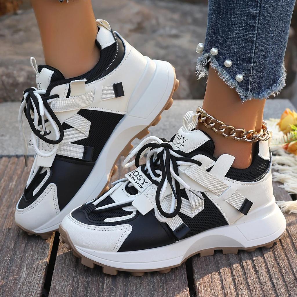 Fashion Women Sneakers New Breathable Mesh Platform Sneakers Women Casual Lace Up Outdoor Designer Shoes Comfortable Low Top Women Shoes