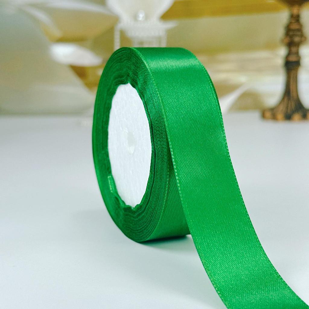 2cm Satynowa Wstążka Jedwabna na Prezent, Dekorację Tortu, Aranżacje Kwiatowe, Kokardy i Odznaki.