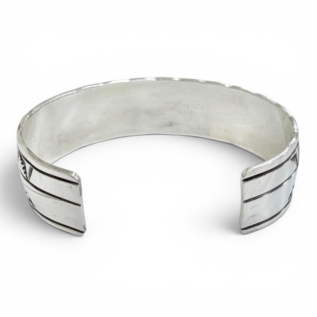 Great Navajo Stampwork Sunburst Mountain Pattern Bangle Bracelet Silver 925 Used