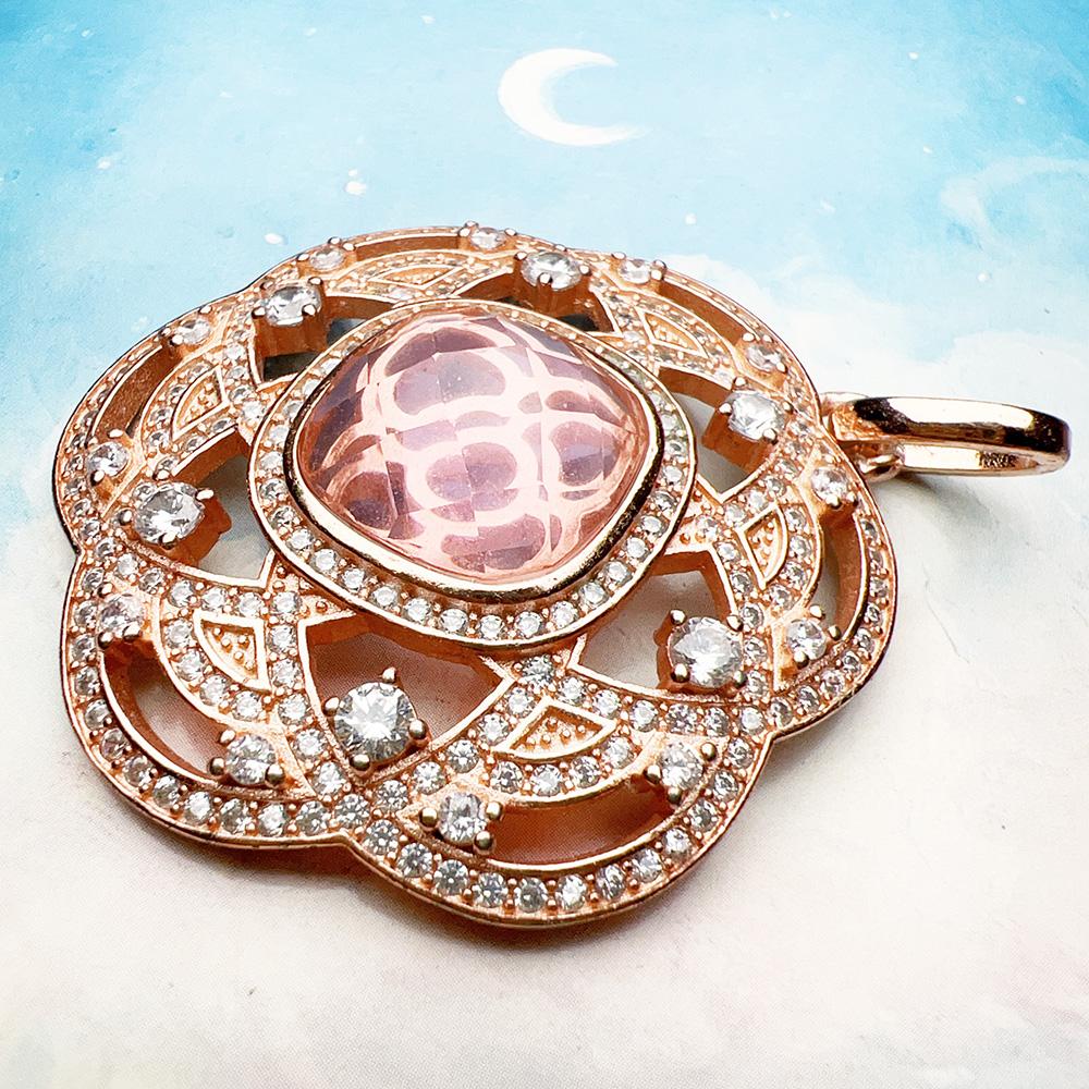 Rose Flower Ornament Pendant Brand New Jewelry Accessories Romantic Gift For Women