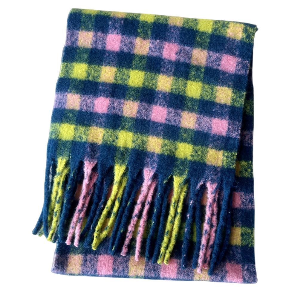 Foreign trade winter thickened imitation mohair small plaid scarf European and American new thick tassel plaid scarf shawl manufacturer