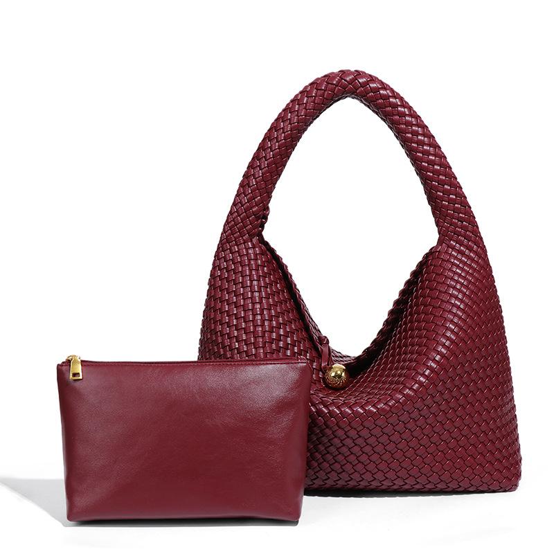 Fashion new small golden ball hand-woven women's bag texture trend niche single shoulder armpit bag large capacity hand bag