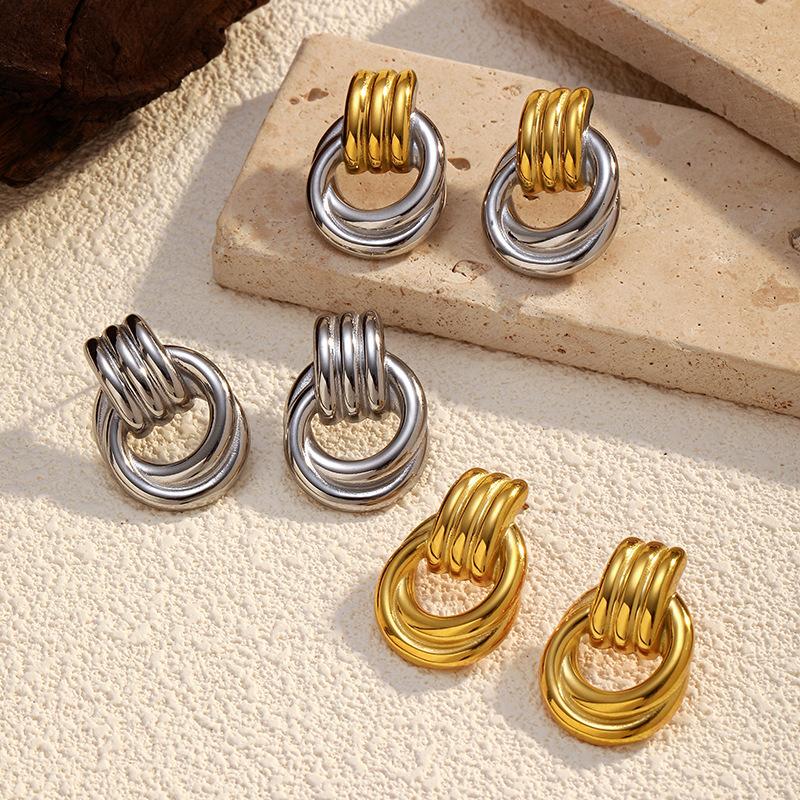 New geometric rings, stainless steel earrings, earrings do not fade 18k gold, European and American titanium steel stud earrings.