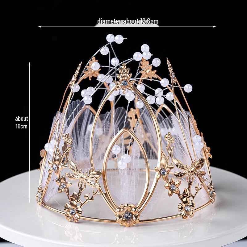 Coroană de Prințesă pentru Zi de Naștere cu Aripi de Pene, Perle și Cristale – Mini Accesorii pentru Copii