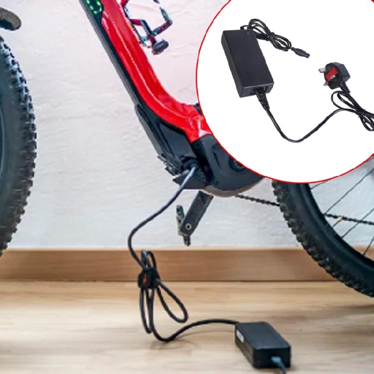 Nabíječka pro elektrickou koloběžku 42V2A Nabíječka pro hoverboard Nabíječka pro skútr pro seniory Nabíječka pro elektrokolo Nabíječka pro balanční koloběžku