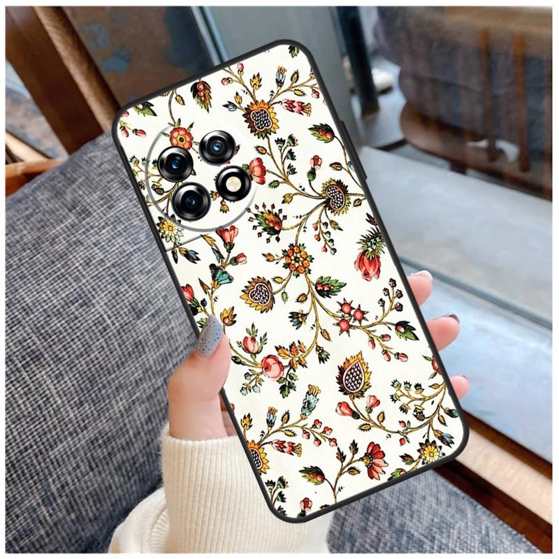 Orange Flower Pattern Case For OnePlus Nord CE 2 3 Lite 2T N10 N20 N30 Ace 8T 9RT 10T 10R 8 9 10 Pro 11 Coque