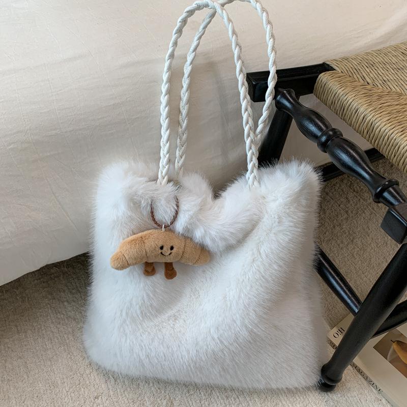 Autumn New Plush Handbag Simple Fashion Furry Women's Bag High Value Fashion Shoulder Bag Bag