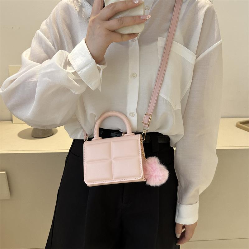 Korean simple and high-end portable small bag women's 2025 summer niche plaid design small square bag trendy shoulder bag