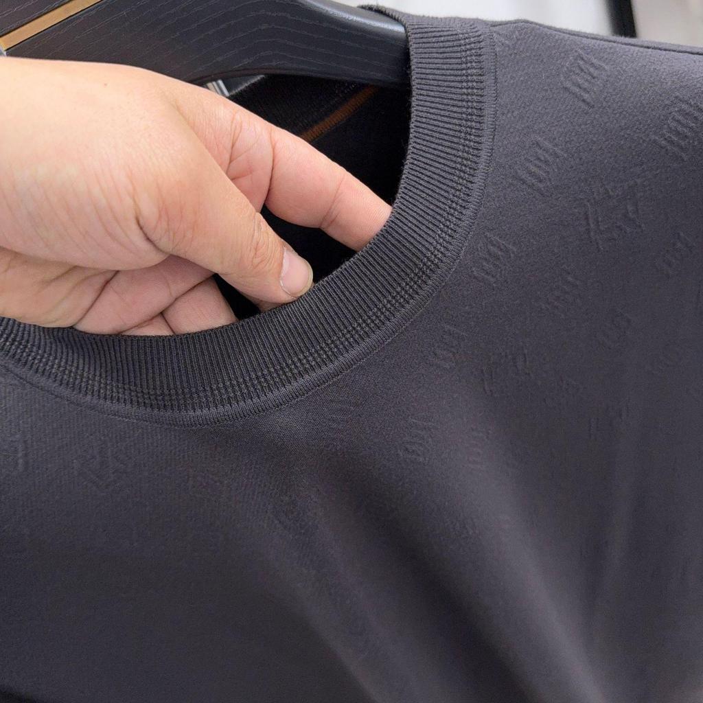 Dou Jia Minimalist Men's Round Neck Knit Sweater - Dark Gray, Warm, Versatile, Long Sleeve, Tagged 0120