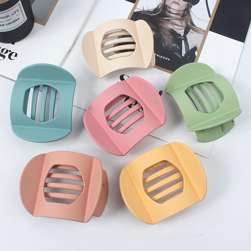 

Colorful Five-Tooth Flat Round Hair Clip for Half Updos & Buns 90*45*70mm