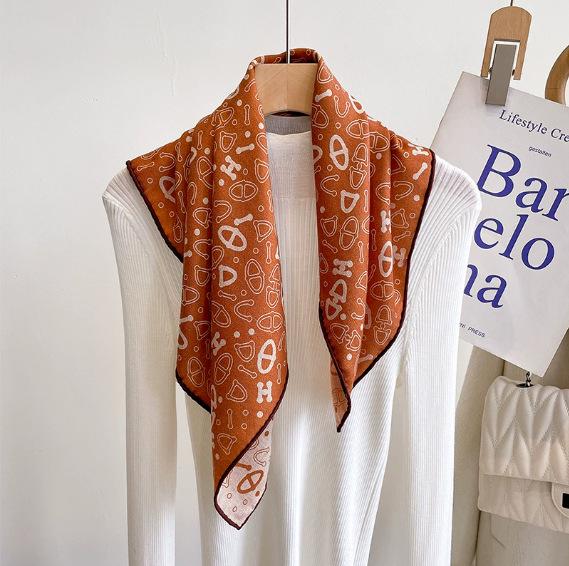 Spring, autumn and winter new high-end silk scarf women's fashion temperament printed shawl double-sided silk scarf