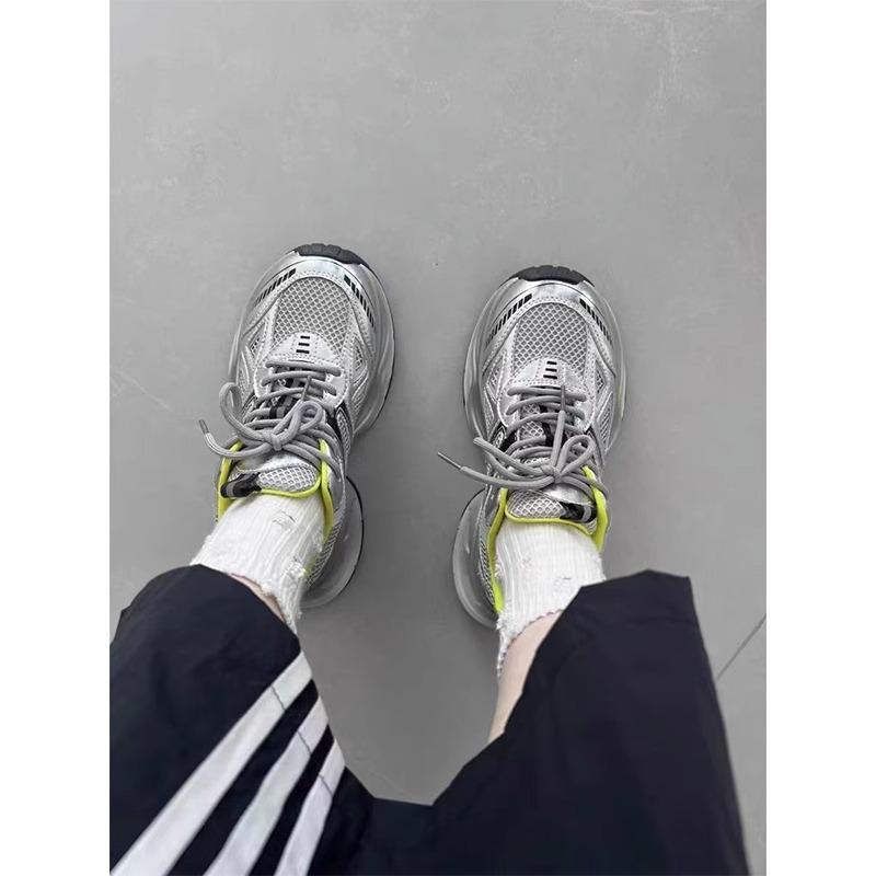 Silver gray dad shoes women's summer fried street showing small breathable light thick sole heightening versatile sports shoes