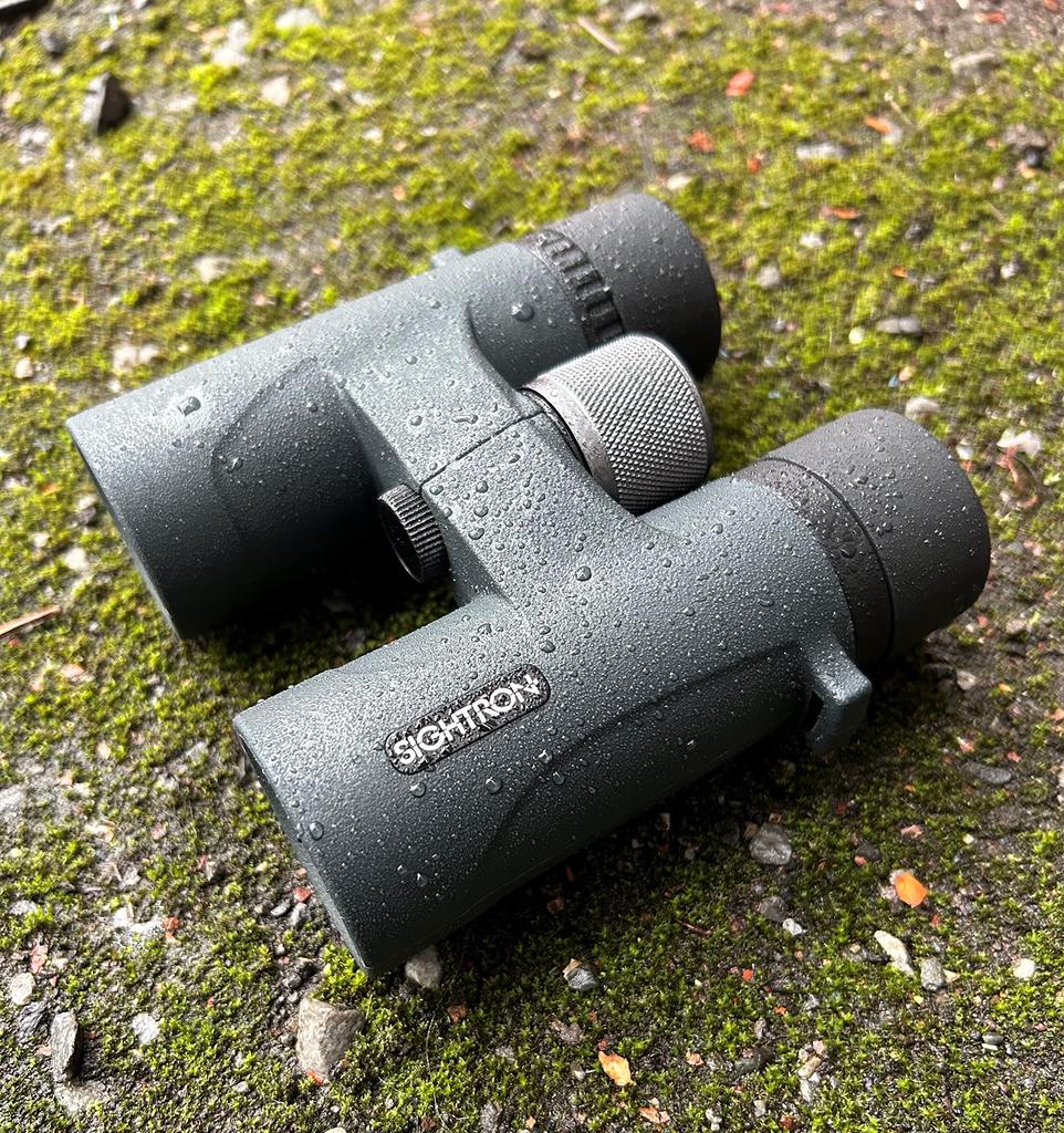 SIGHTRON SIII 10x32 ED Lens Binoculars with Fully Roof Multi-Coated Prism, Waterproof, SIB40-1075