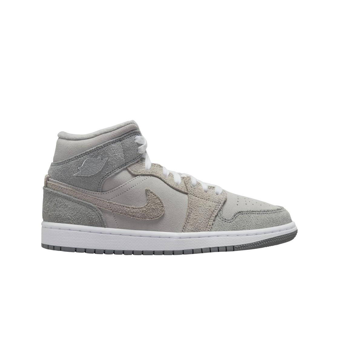 

Женские кроссовки Jordan 1 Mid SE Particle Grey DO7139-002