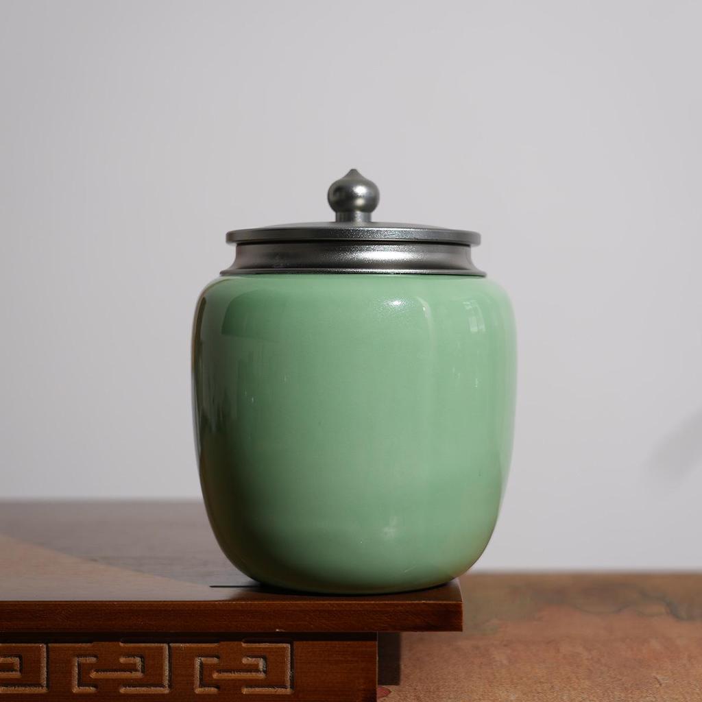 Longquan Celadon Ceramic Tea Caddy: Handmade, High-Capacity, Sealed Jar for Tea Storage