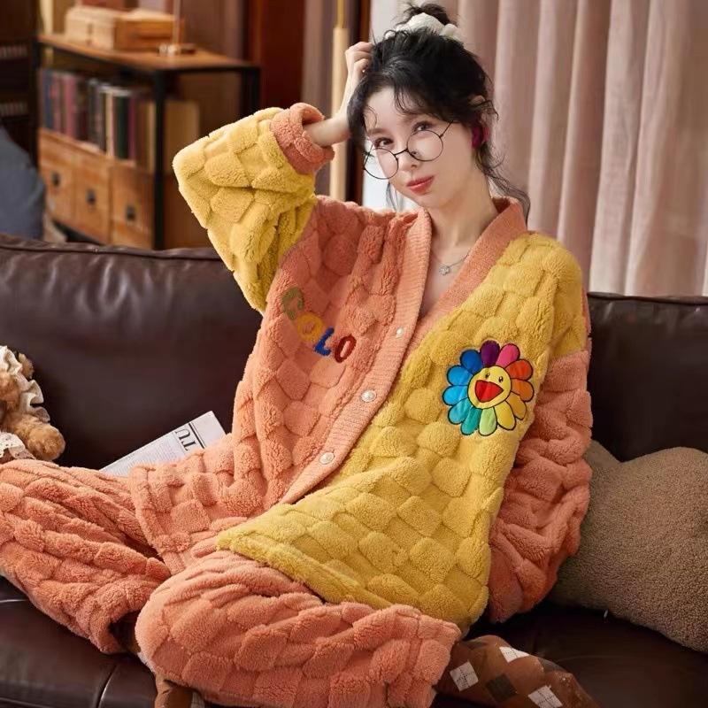 

Пижама из кораллового флиса для женщин, осень и зима, новая женская плюшевая фланелевая домашняя одежда с длинными рукавами и милым рисунком 2XL
