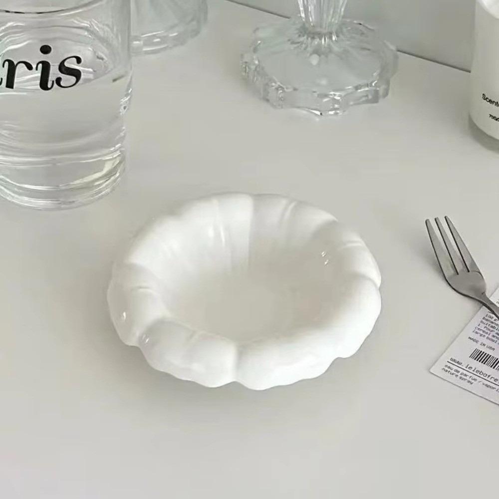 Nordic Flavor Ceramic Sauce Bowl Heart Flowers Shaped Snack Dip Cute Seasoning Plate  Snack Dip