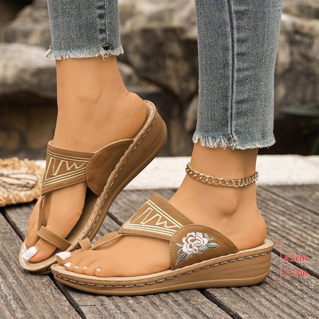 Women Summer Toe-Loop Embroidered Beach Sandals Wedge Slip-On Casual Outdoor Flat Sandal Shoes for Travel