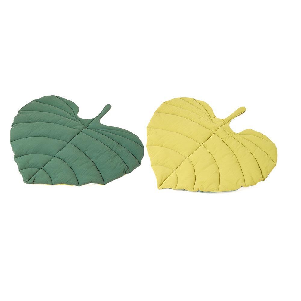 Cute Double-Sided Available Cat Bed Leaf Shape Windproof Pet Supplies Habitats Pet Accessories for Cats Puppy