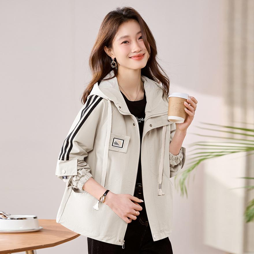 Women's short jacket spring and autumn new loose casual age reduction popular explosion super fire fashion jacket
