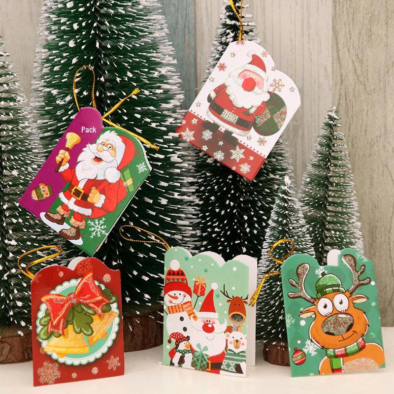Christmas Scene Decorations: Mini Trees & Greeting Cards