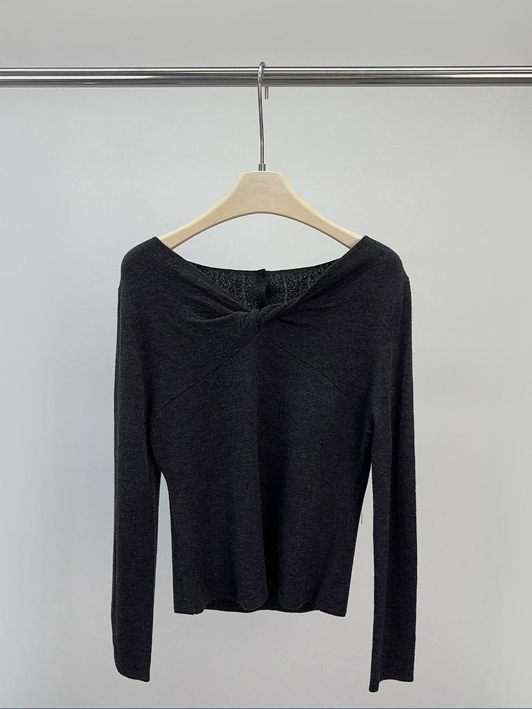 Jiu'er 7-Color Bowknot V-Neck Knitwear - Women's Versatile Solid Base Layer 0677