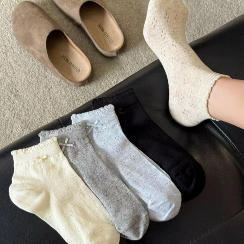 Miu Ballet Bow Fishnet Lace Ankle Socks - Breathable Summer High-Top Style