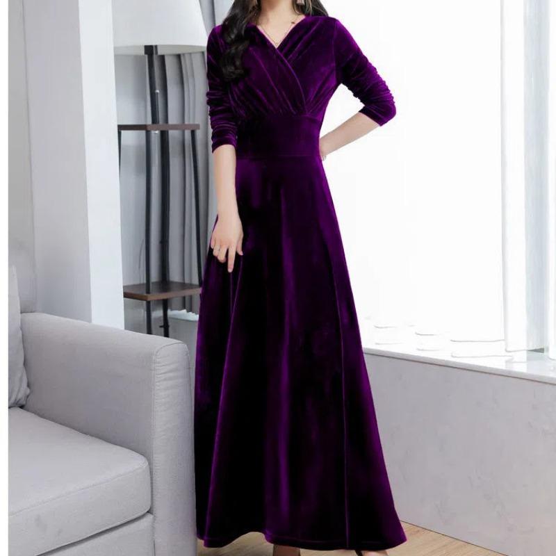 2025 New Autumn/Winter Plus Size Velvet Dress Long Sleeved, V Neck, Big Swing Gown for Evening Parties and Banquets