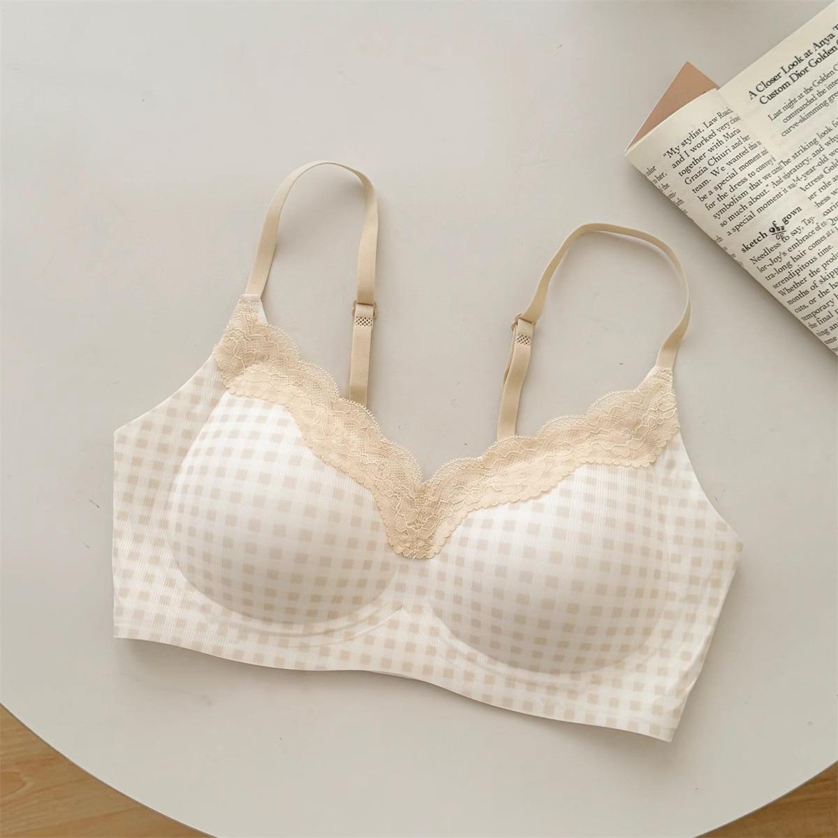 

Летний охлаждающий бесшовный бюстгальтер: Предотвращающий провисание, Дышащий, Боковая поддержка, Фиксированная чашка для маленькой груди S (32/70ABC) бежевый