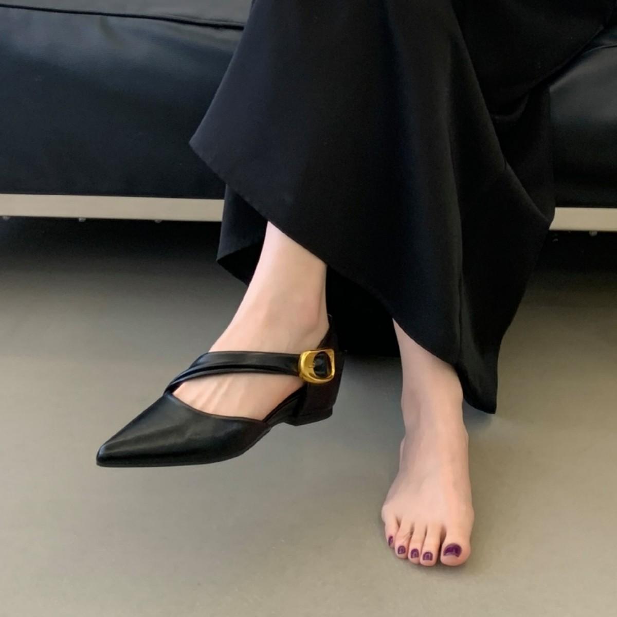 

Inner Height Increase Pointed Hollow Shallow Mouth Single Shoes Women S Spring French One-Word With Bag Head Sandals 35