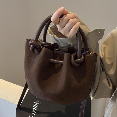 Herbst- und Winter-Retro-Matte kleine Tasche Damen neue vielseitige Umhängetasche modische Wildleder-tragbare Bucket Bag